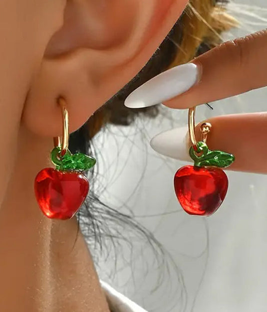 APPLE EARRING